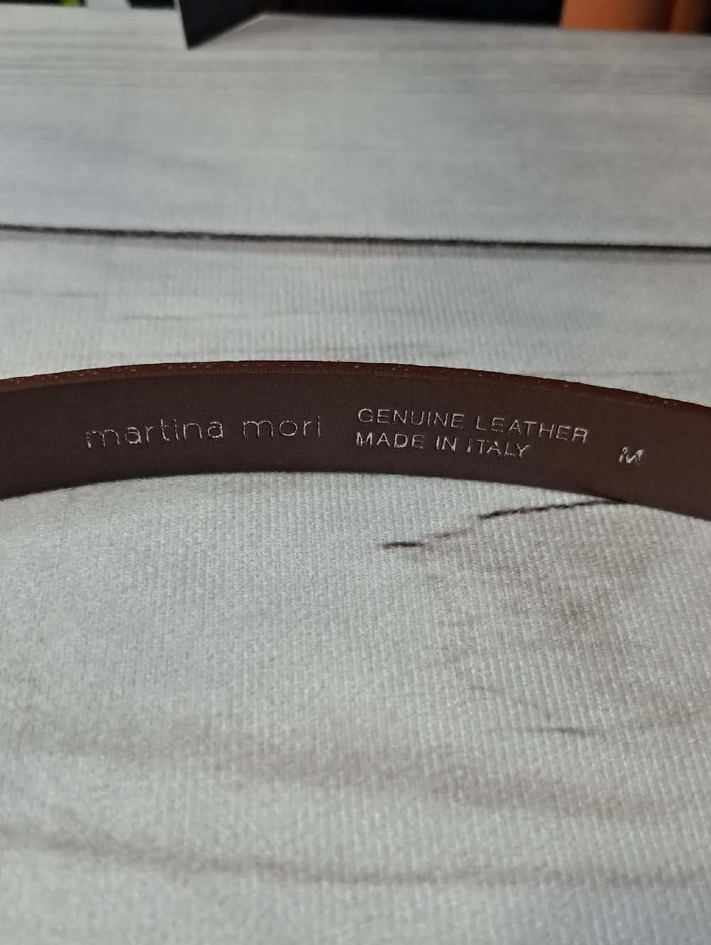 Martina Mori Art Rebel Slim Brown Leather Belt with Gold Tone Buckle Size Medium